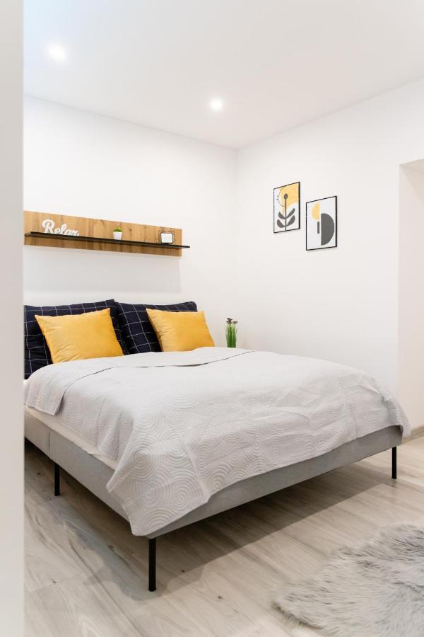 The Central Border Premium Apartment สตูโรโว ภายนอก รูปภาพ